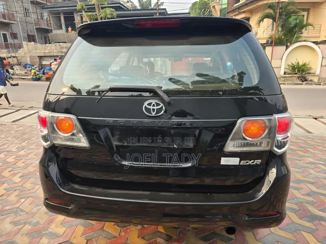 Toyota Fortuner 2016 Noir