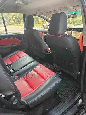 Toyota Fortuner 2025 Noir
