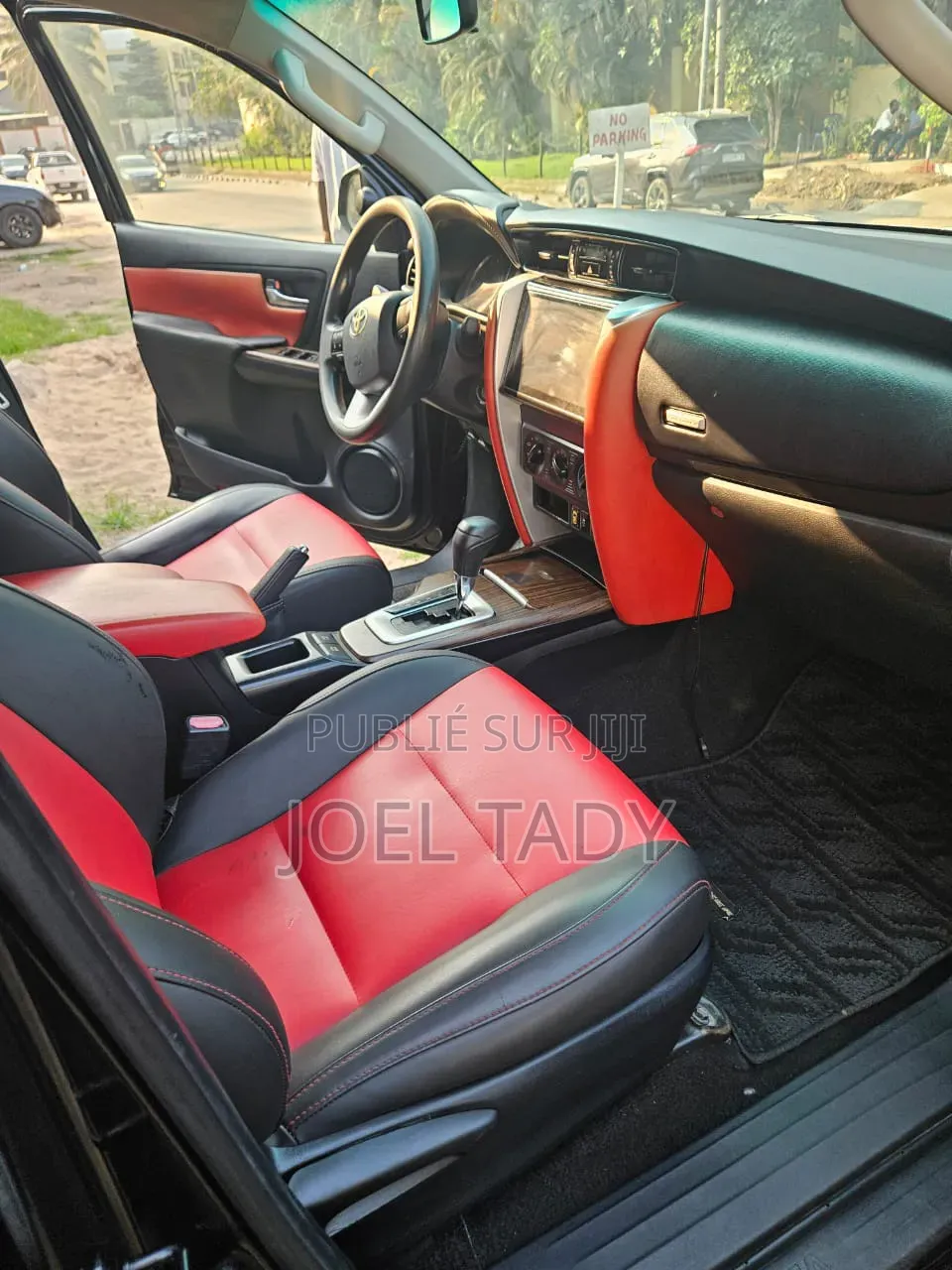 Toyota Fortuner 2025 Noir