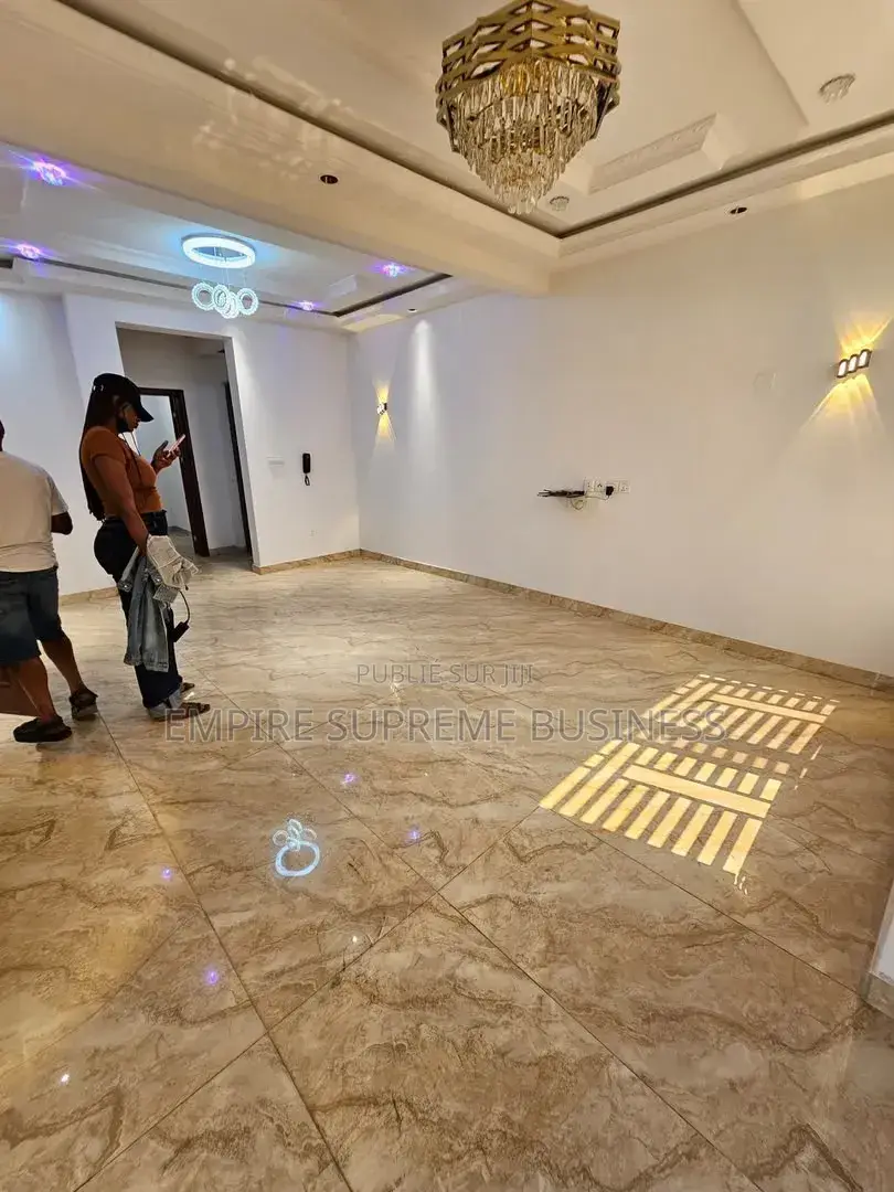 2chbre Appartement dans Kintambo à Louer