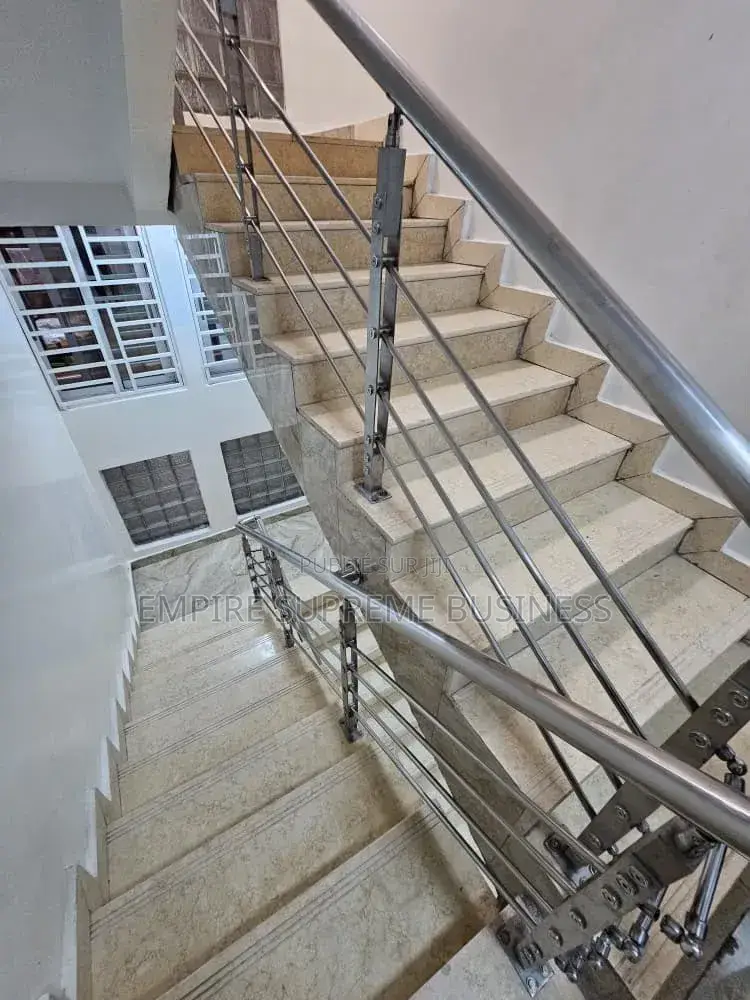 2chbre Appartement dans Kintambo à Louer
