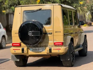 Mercedes-Benz G-Class G 400 d 2024 Beige