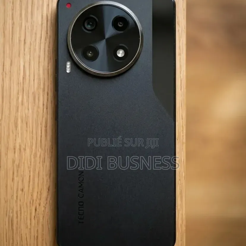 Nouveau Tecno Camon 30 256 GB Noir
