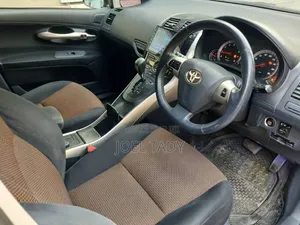 Toyota Lame 2012 Bleu