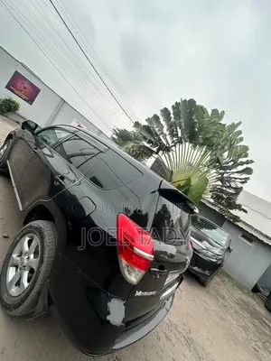 Toyota Vanguard 2017 Noir