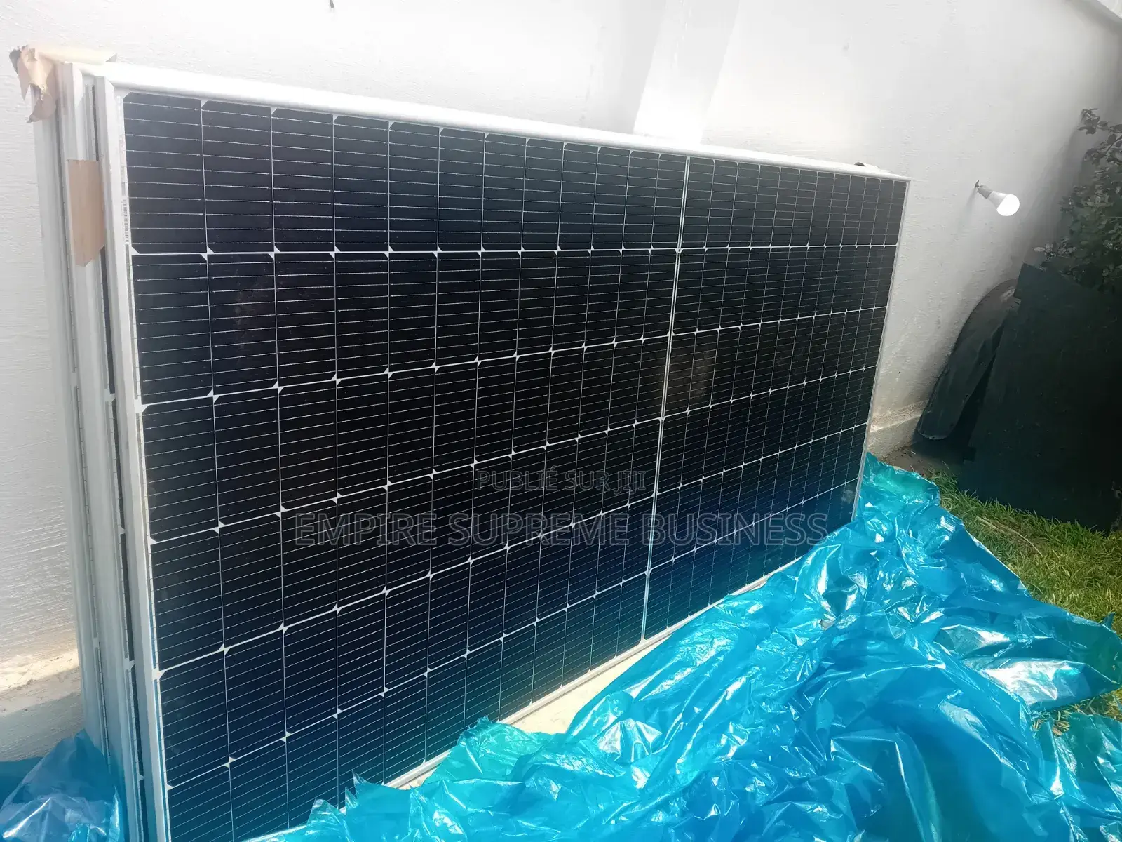 Vente Des Panneaux Solaires Canadian Solar Cs6w-550ms Prof