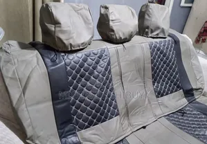 A Vendre/ 85$ Housses Sièges Voiture + Celui Du Volant.