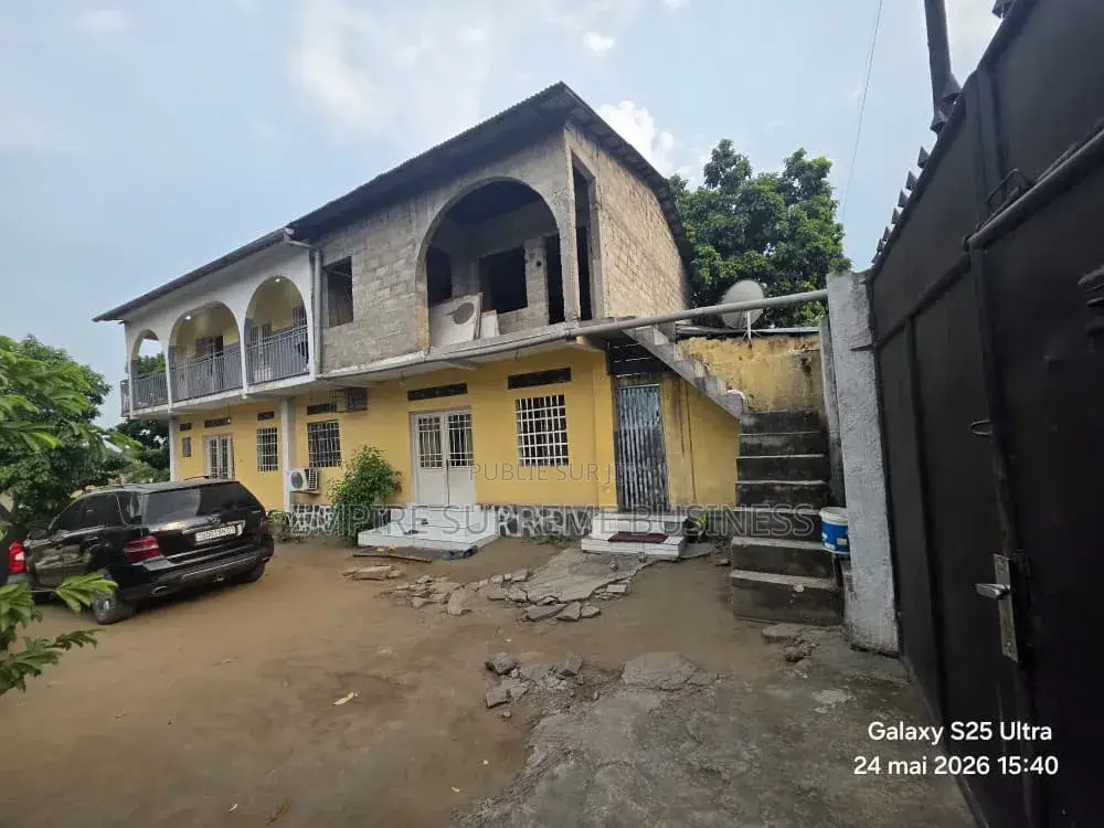 8chbre Maison dans Empire Supreme, Ngaliema à Vendre