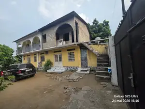 8chbre Maison dans Empire Supreme, Ngaliema à Vendre