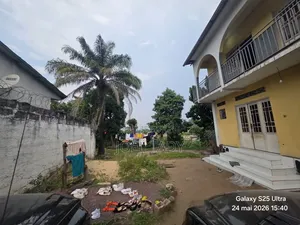 8chbre Maison dans Empire Supreme, Ngaliema à Vendre