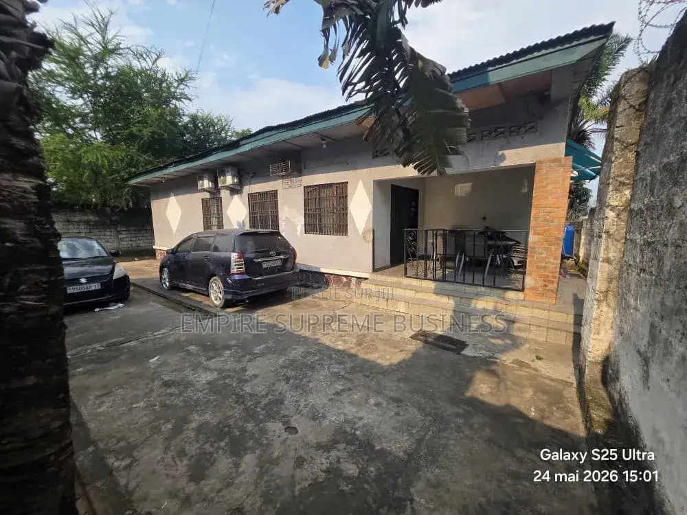 8chbre Maison dans Empire Supreme, Ngaliema à Vendre