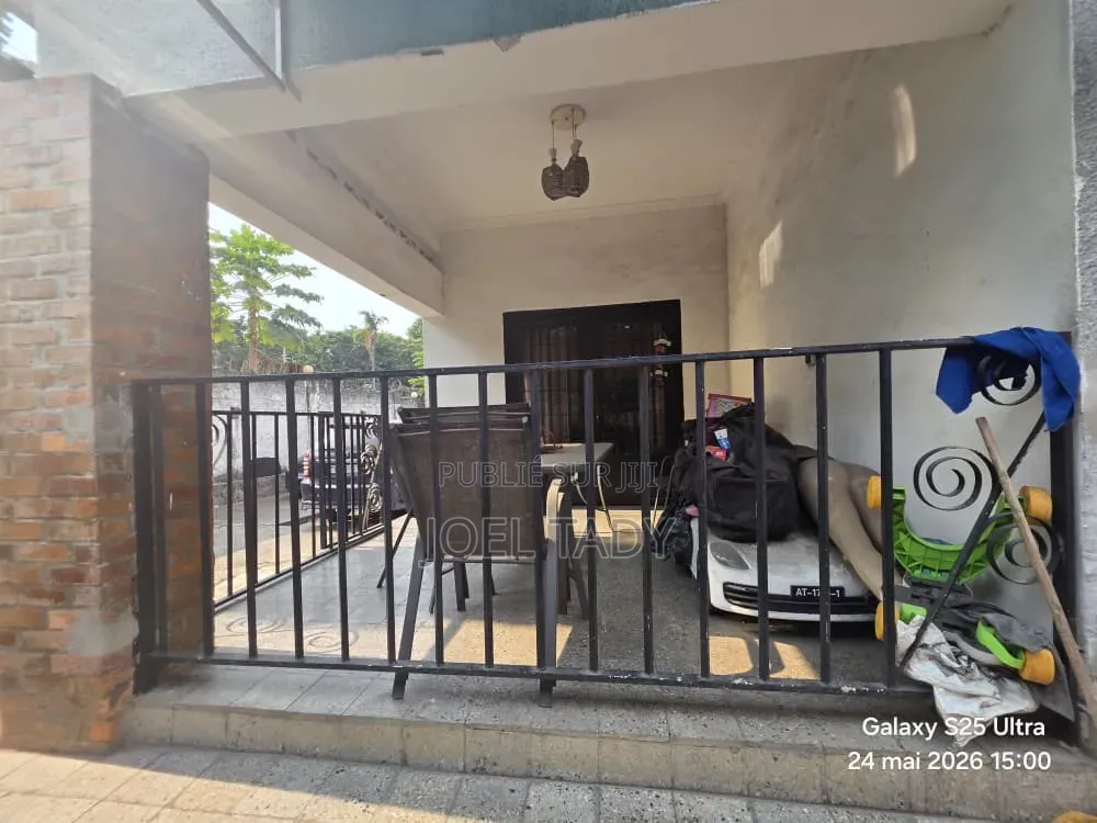 8chbre Maison dans Empire Supreme, Ngaliema à Vendre