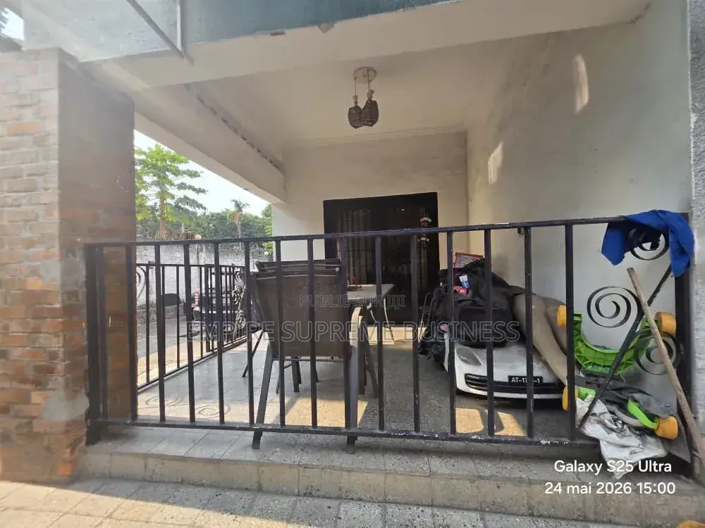 8chbre Maison dans Empire Supreme, Ngaliema à Vendre