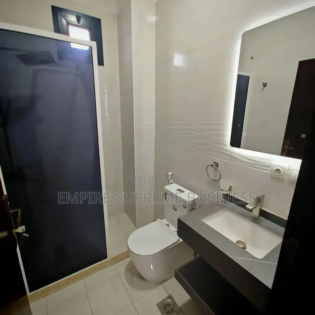 2chbre Appartement dans Empire Supreme, Lingwala à Louer
