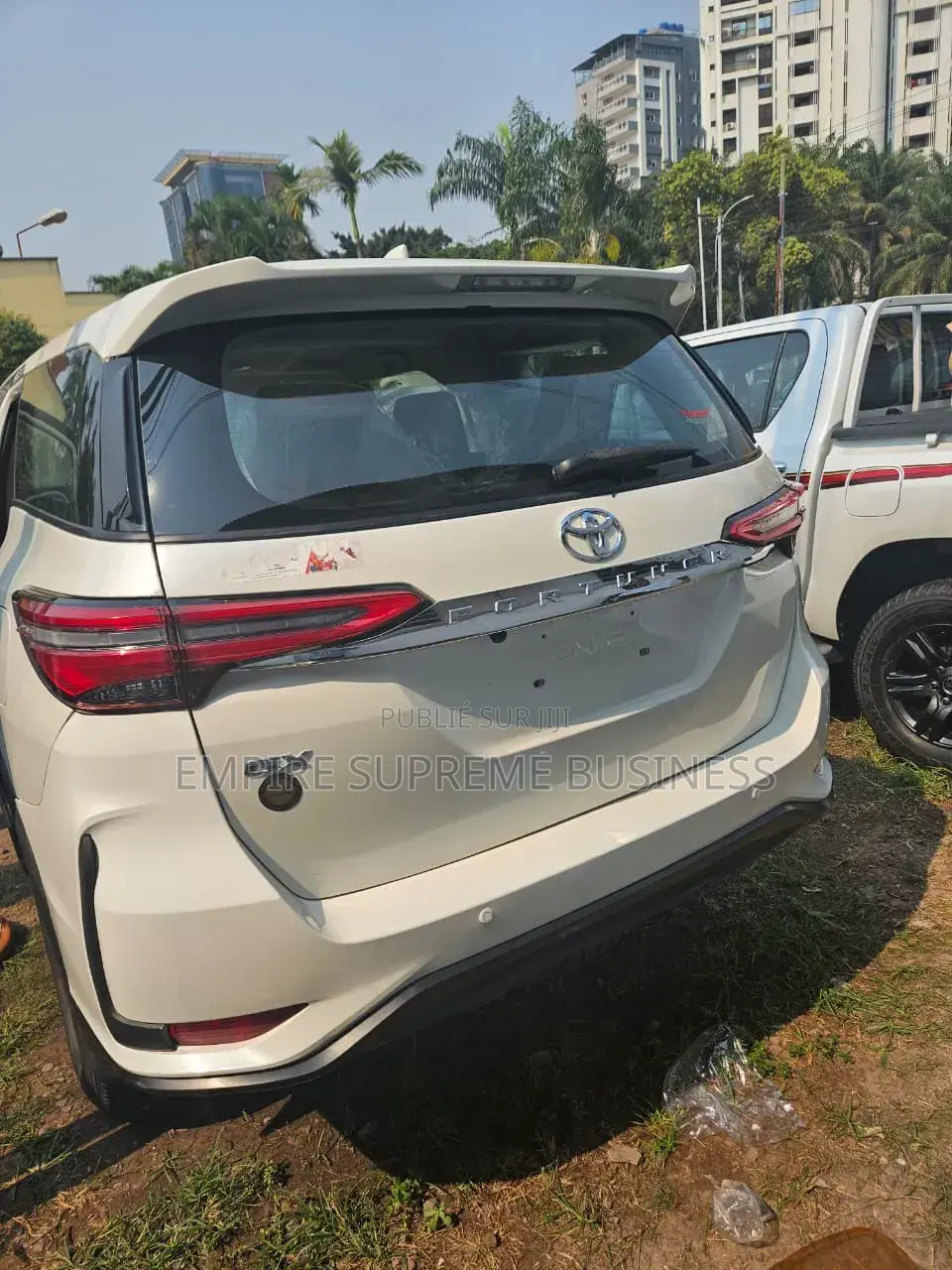 Toyota Fortuner 2022 Blanc cassé