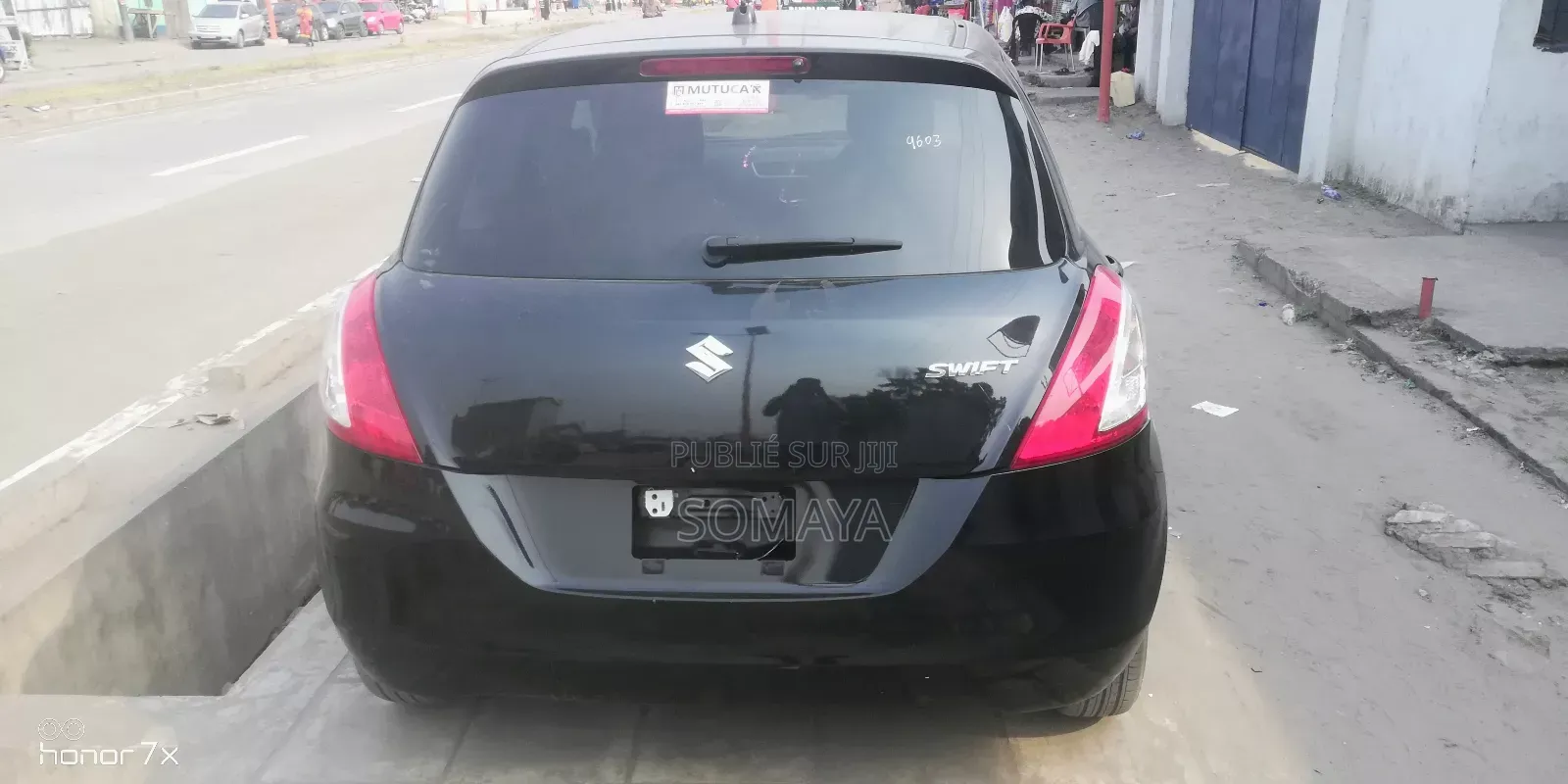 Suzuki Swift 2011 Noir