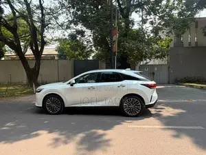 Lexus RX 450h+ Luxury AWD 2025 Blanc