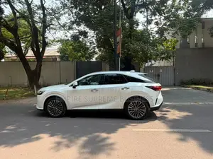 Lexus RX 450h+ Luxury AWD 2025 Blanc