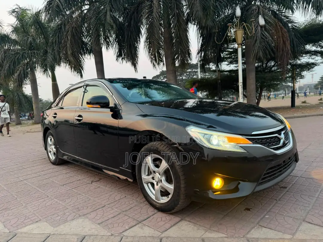 Toyota Mark X 2024 Noir