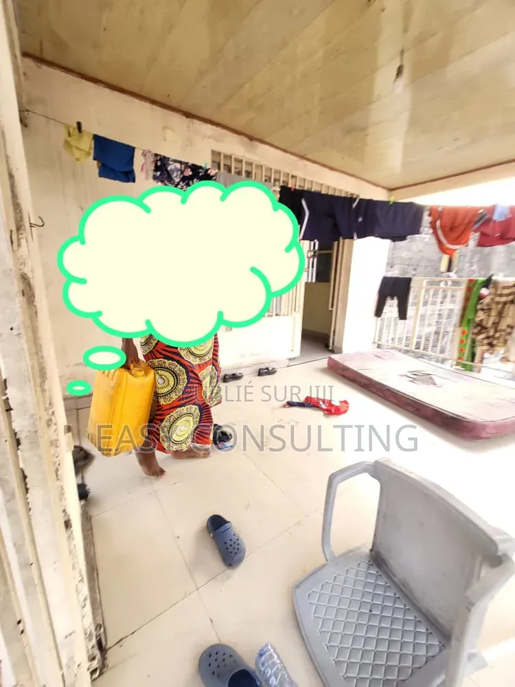 2chbre Villa dans 1 Ère Rue Funa, Limete à Vendre