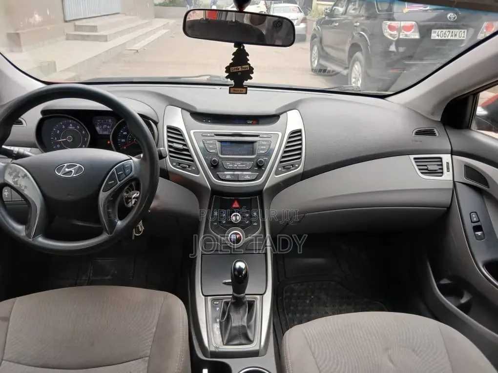 Hyundai Elantra 2017 Rouge