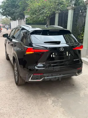 Lexus NX 2023 Bleu