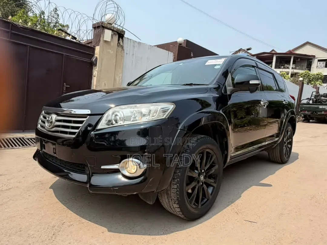 Toyota Vanguard 2018 Noir