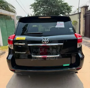 Toyota Vanguard 2018 Noir