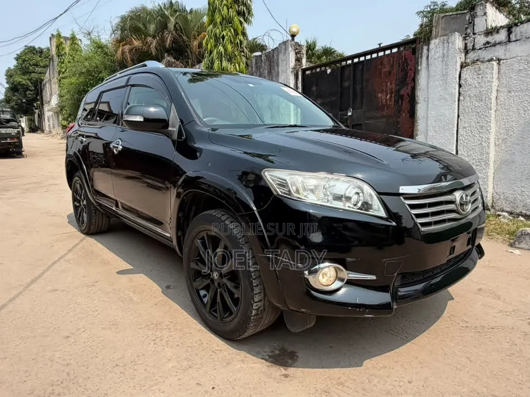 Toyota Vanguard 2018 Noir
