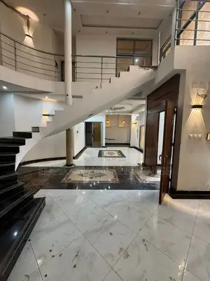 5chbre Villa dans Empire Supreme, Ngaliema à Vendre