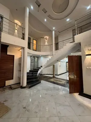 5chbre Villa dans Empire Supreme, Ngaliema à Vendre