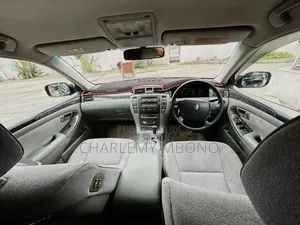 Toyota Crown 2009 Noir