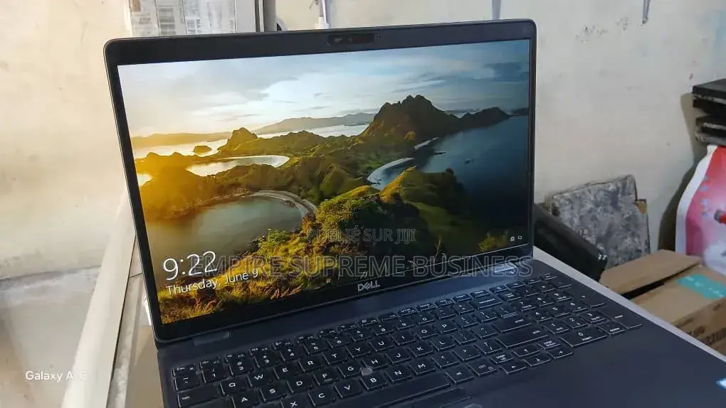 Ordinateur portable Dell 16 Premium 8GB Intel Core i7 SSD 512GB