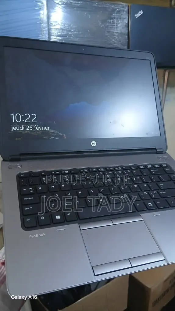 Ordinateur portable Dell 16 Premium 8GB Intel Core i7 SSD 512GB