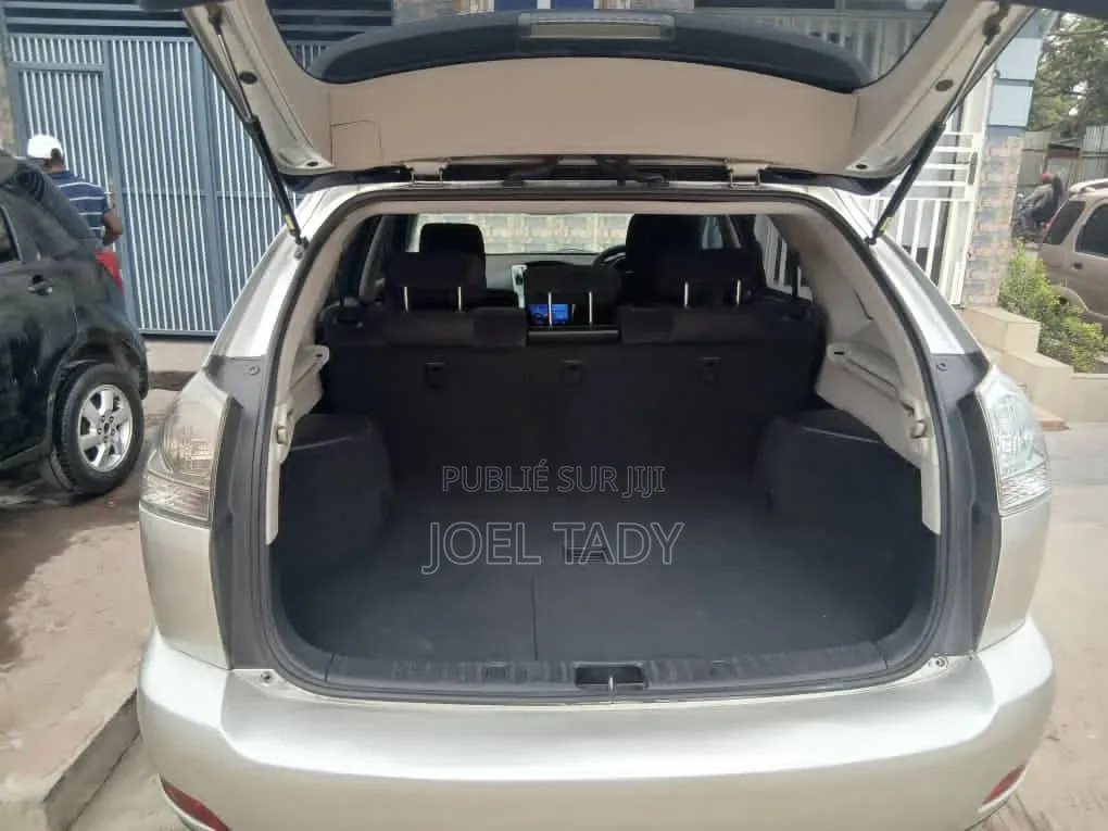 Toyota Harrier 2012 Gris