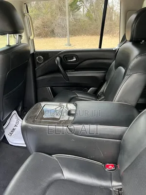 Infiniti QX80 2021 Gris