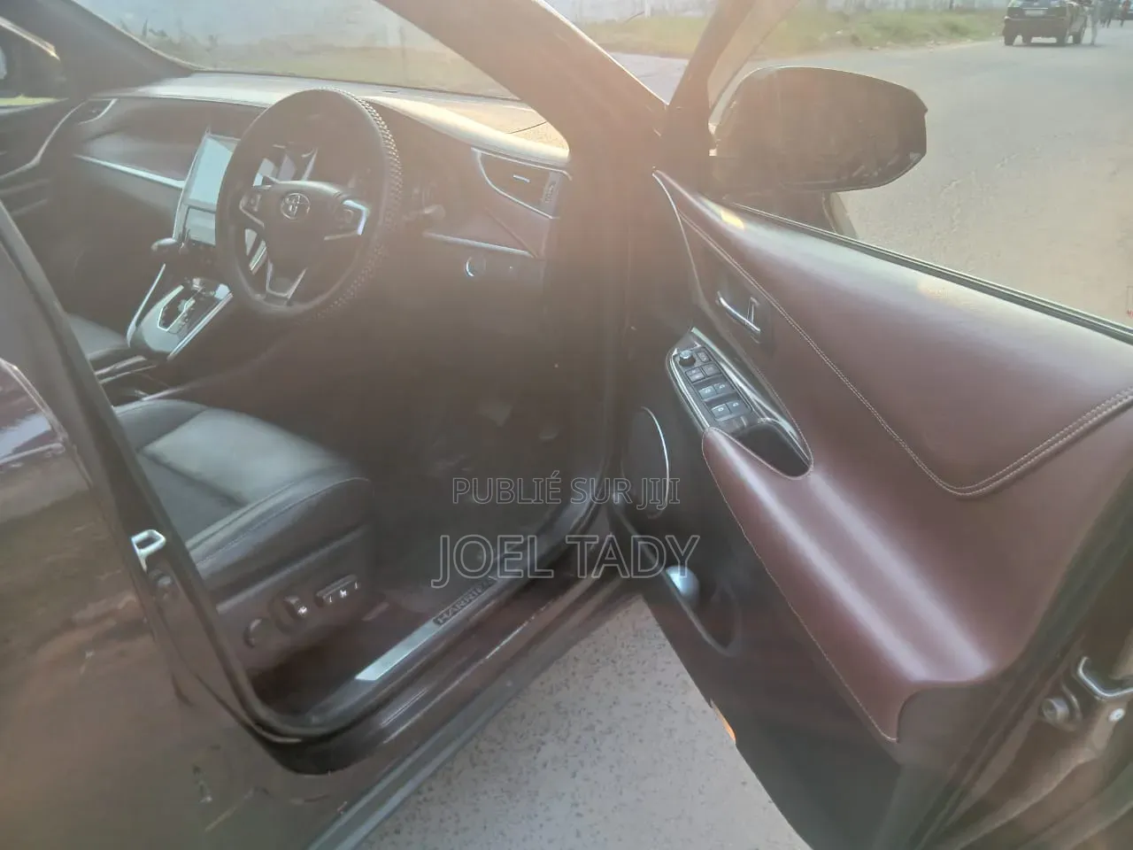Toyota Harrier 2022 Rouge
