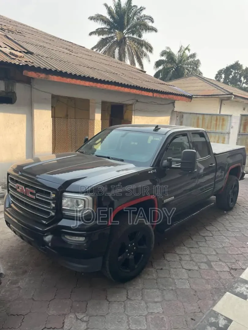 GMC Sierra 2016 Noir