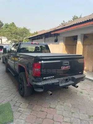GMC Sierra 2016 Noir