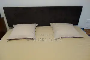 Lit 200 × 180 Cm Avec Matelas, Housse Protection 2 Tables Chevet