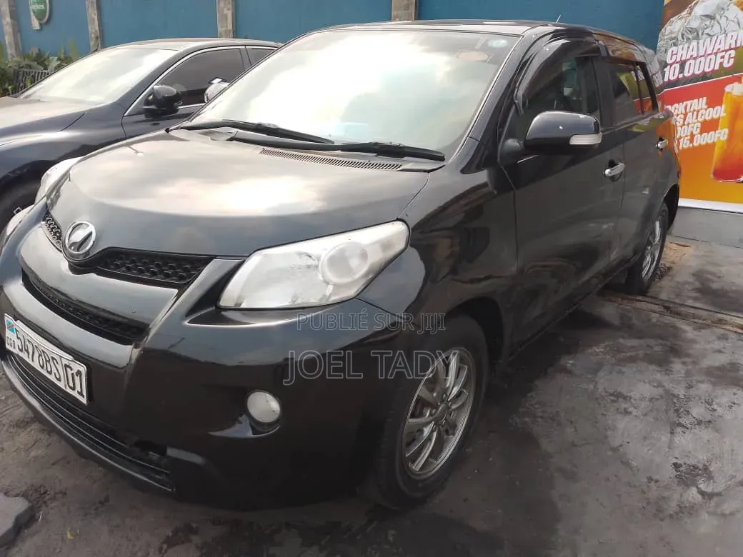 Toyota IST 2019 Noir