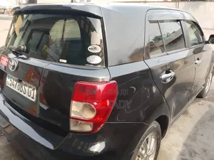 Toyota IST 2019 Noir