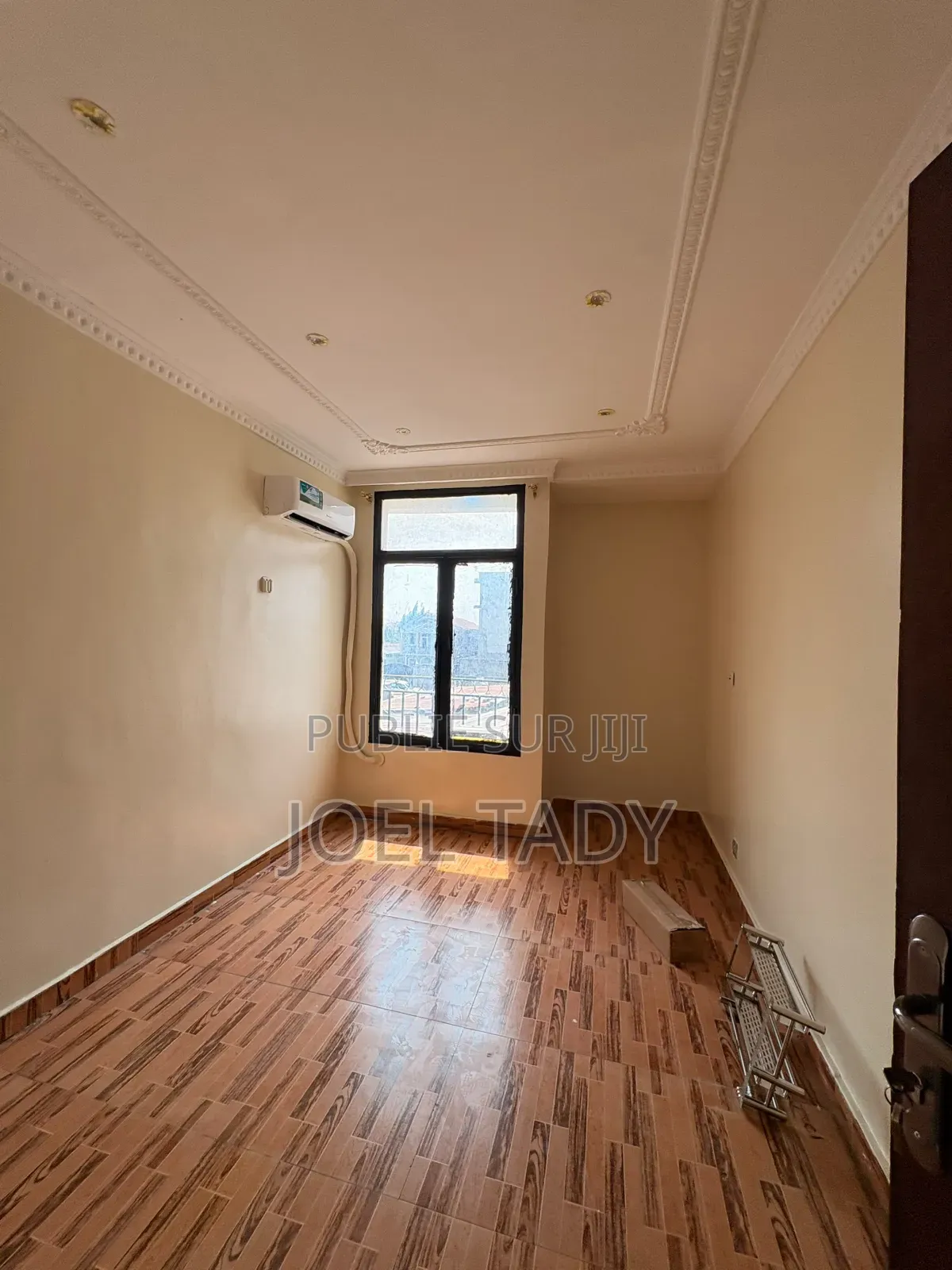 3chbre Appartement dans Empire Supreme, Kintambo à Louer