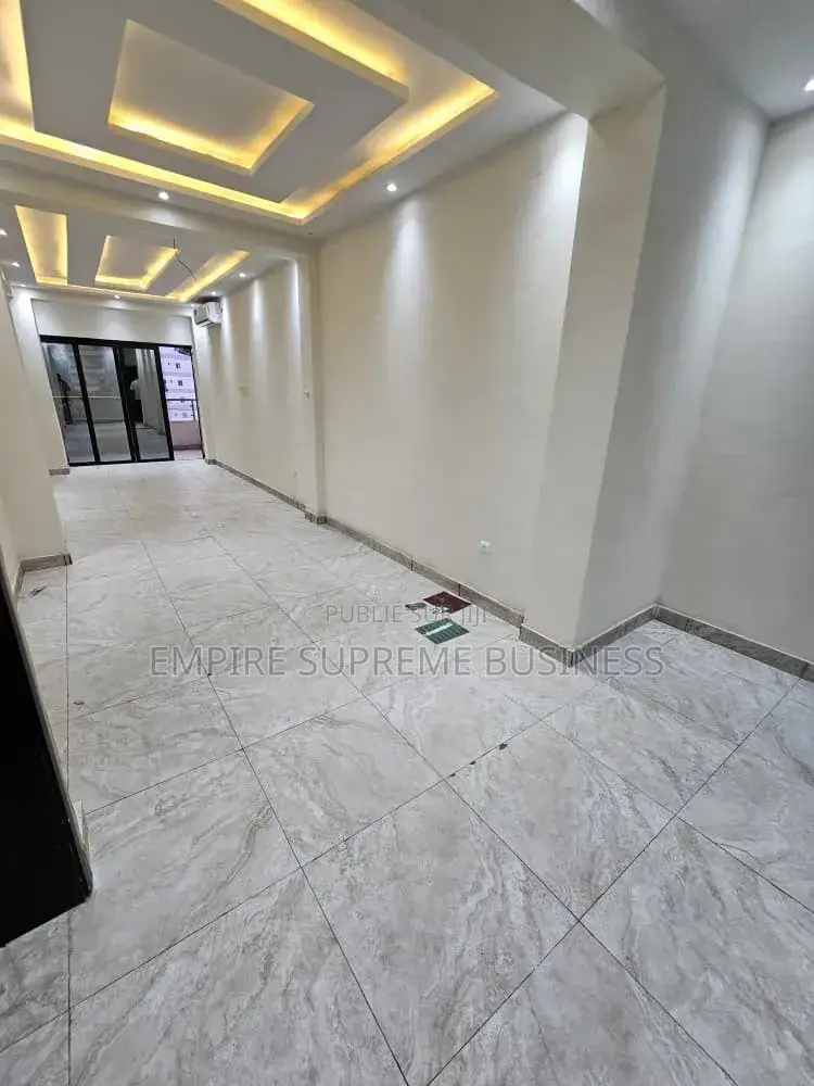 3chbre Appartement dans Empire Supreme, Ngaliema à Louer