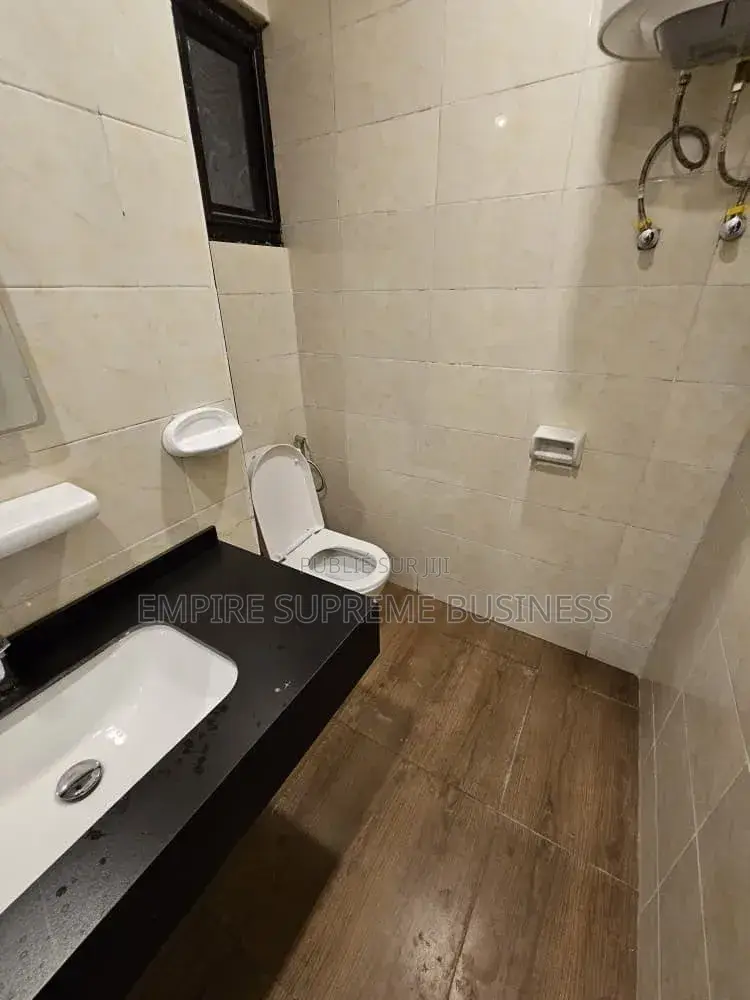 3chbre Appartement dans Empire Supreme, Ngaliema à Louer