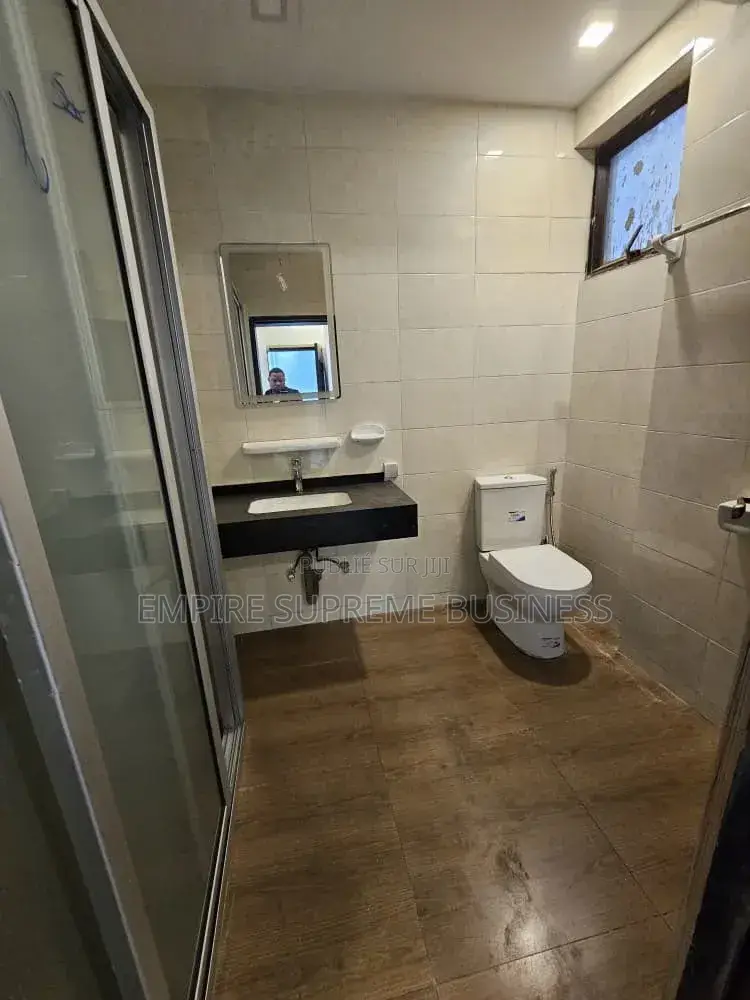 3chbre Appartement dans Empire Supreme, Ngaliema à Louer