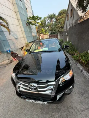 Toyota Fortuner 2017 Noir
