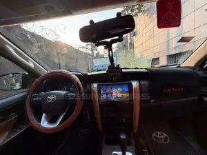 Toyota Fortuner 2017 Noir