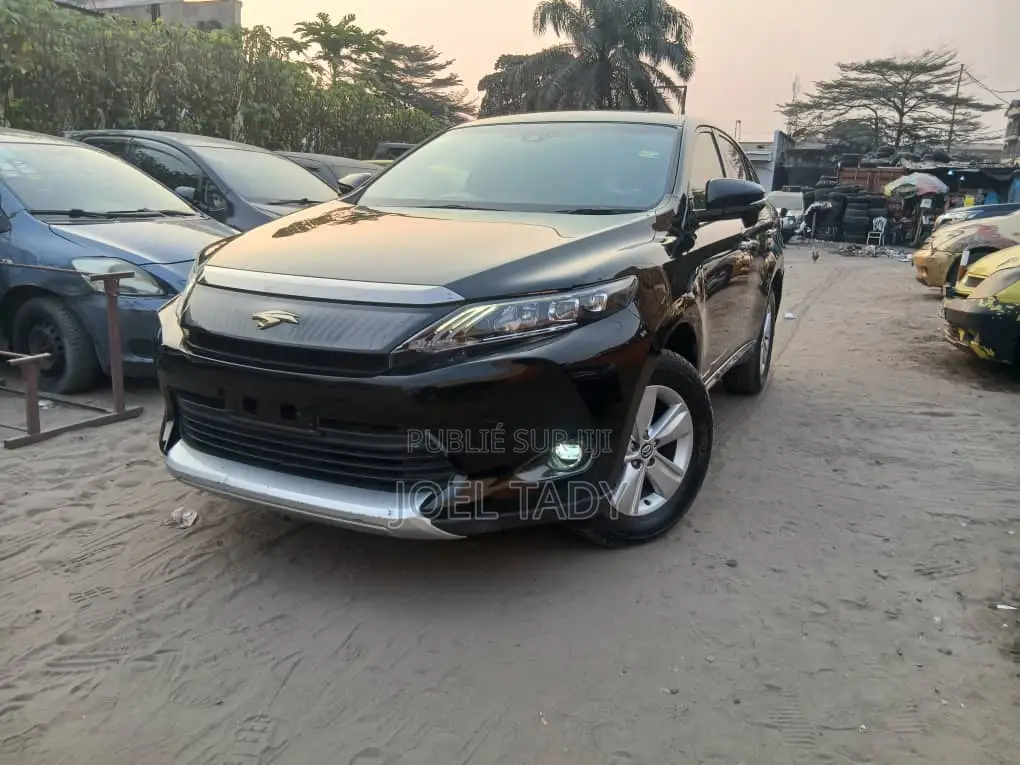 Toyota Harrier 2021 Noir