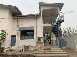 5chbre Villa dans Empire Supreme, Ngaliema à Vendre